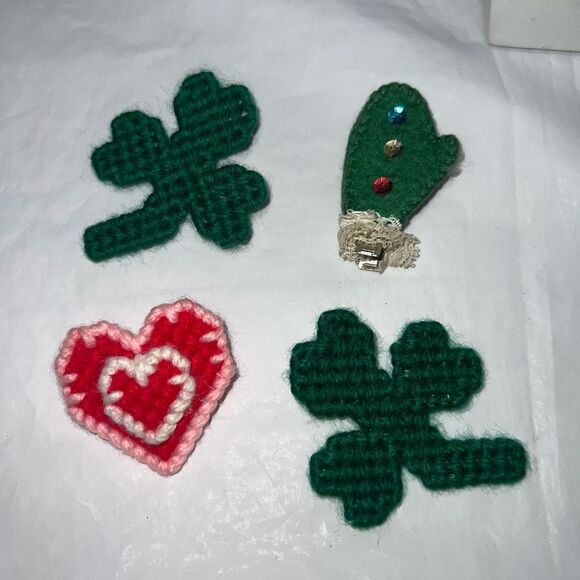 Set of Four Vintage Hand Made Clip and Pins - Picture 1 of 11